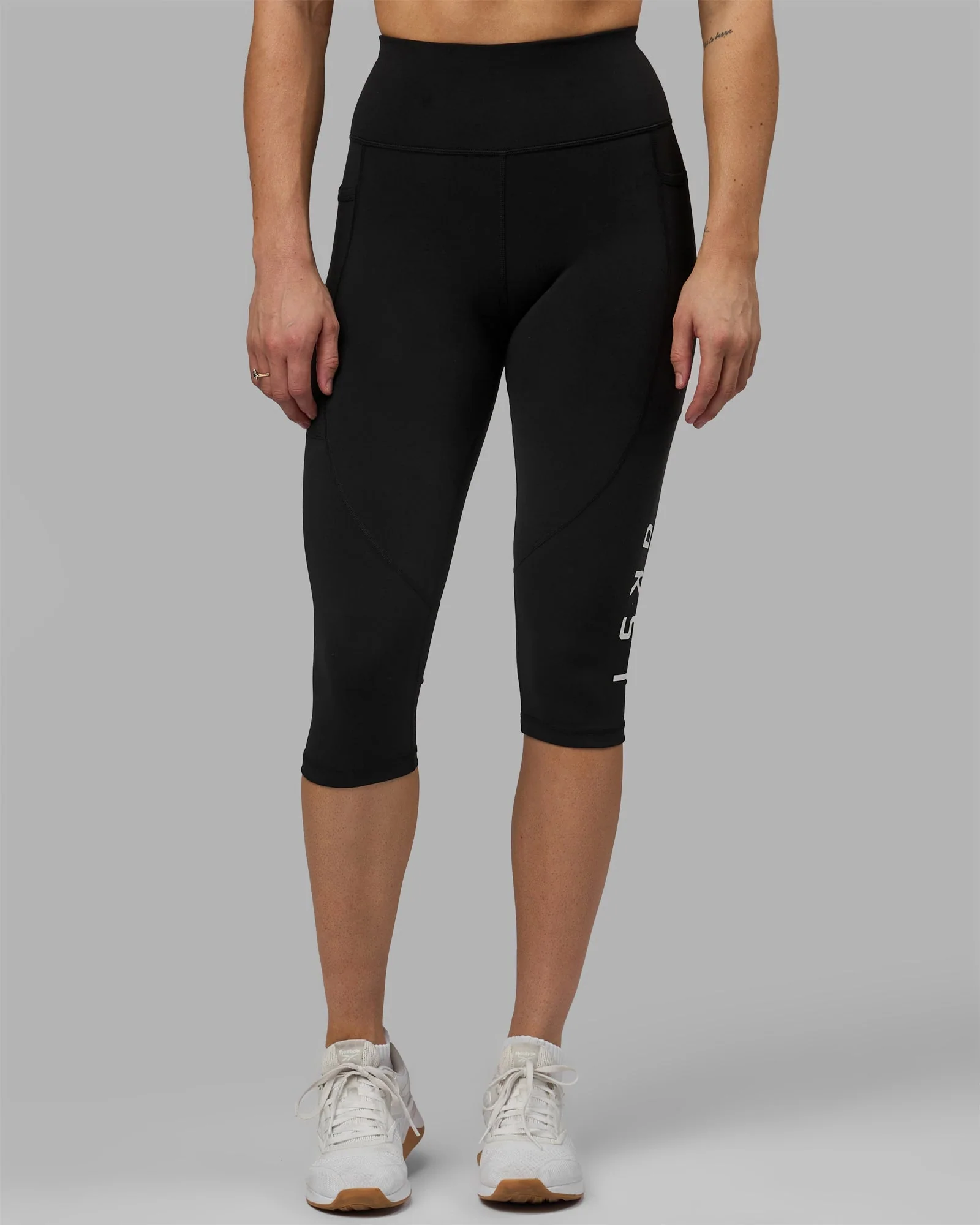 Rep Ultra High-Rise 3/4 Legging Pockets - Black-White - Image 7