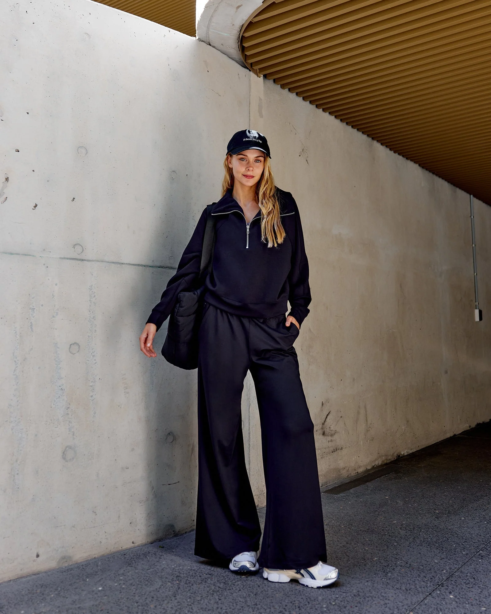 Restore CloudFLX Wide Leg Pant - Black - Image 2