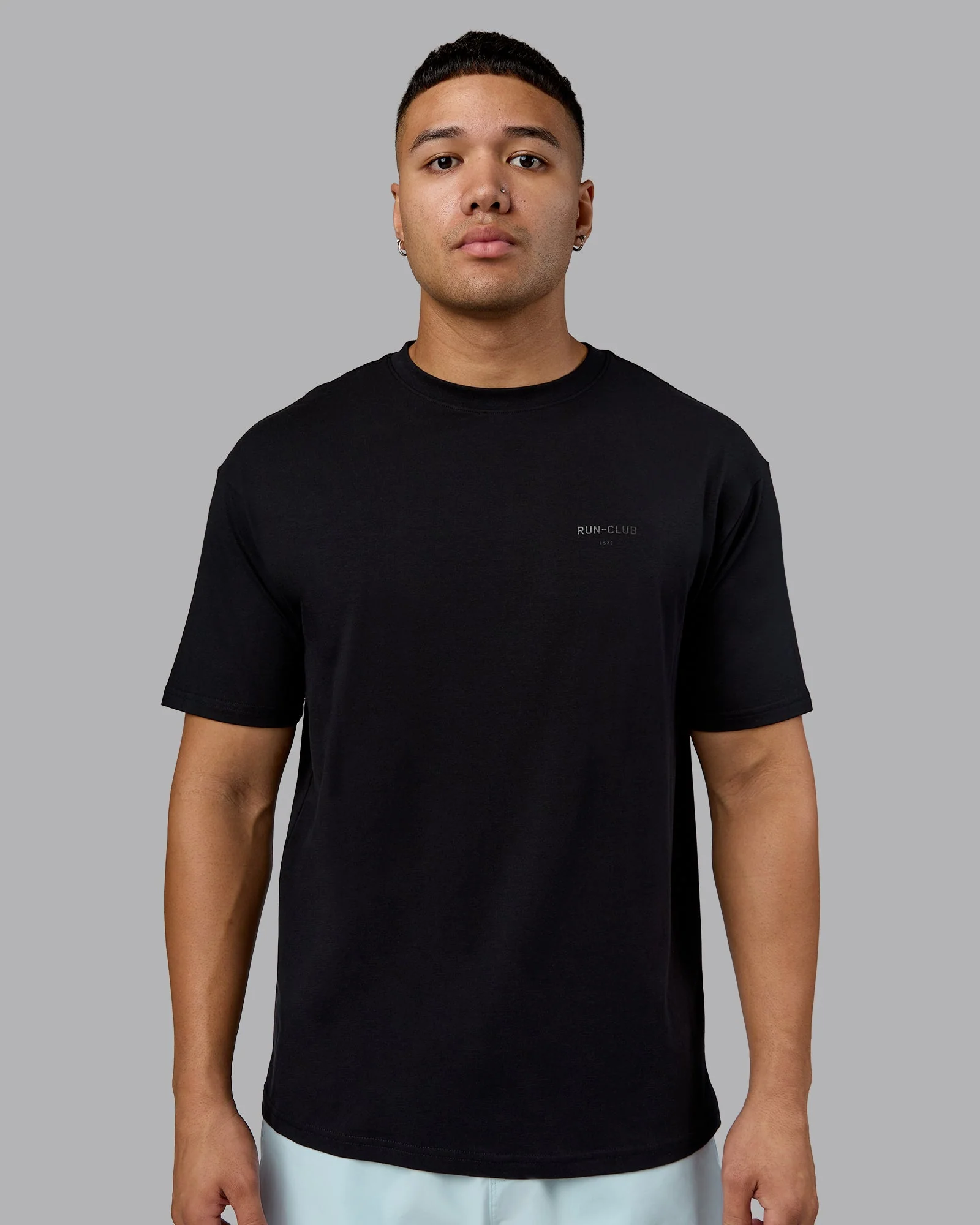 RUN CLUB FLXCotton Tee Oversize - Black-Reflective - Image 3