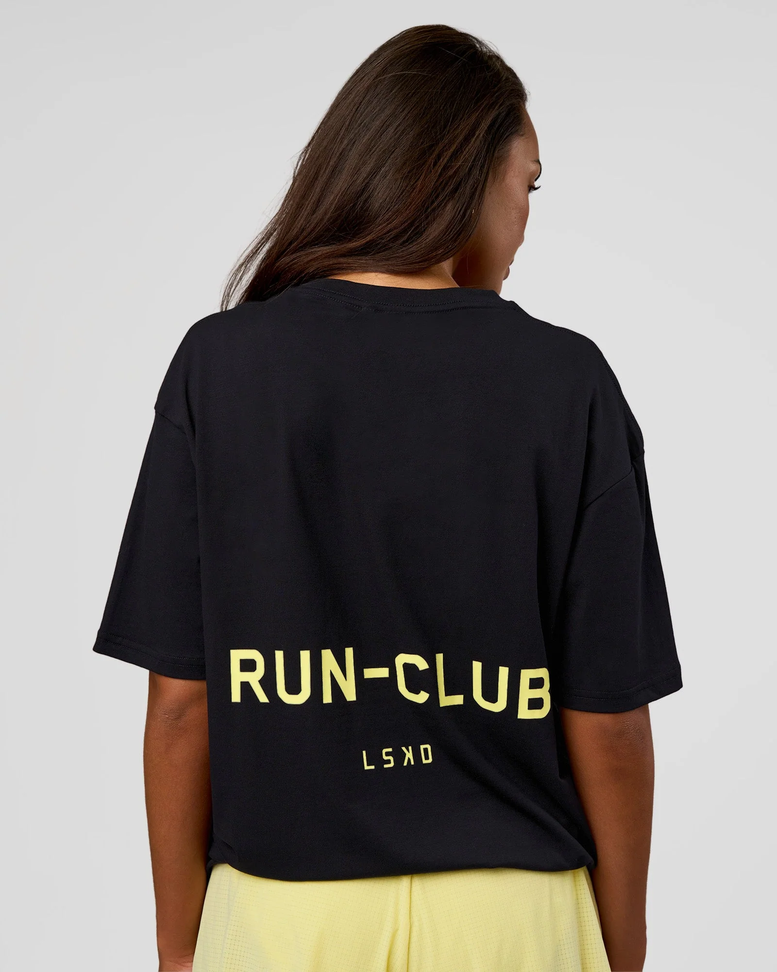 RUN CLUB FLXCotton Tee Oversize - Black-Yellow Fizz - Image 4