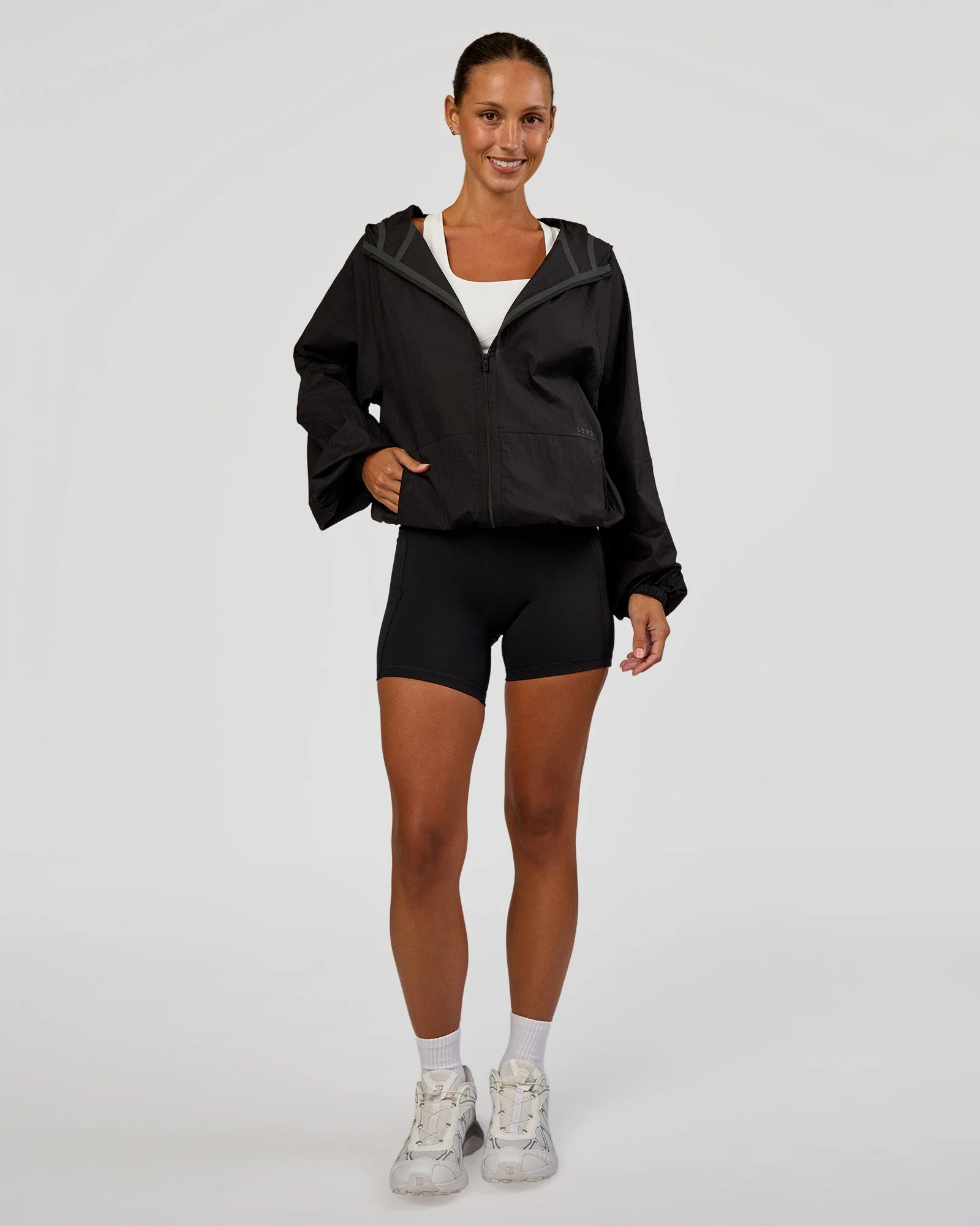 Run Light Jacket - Black - Image 11