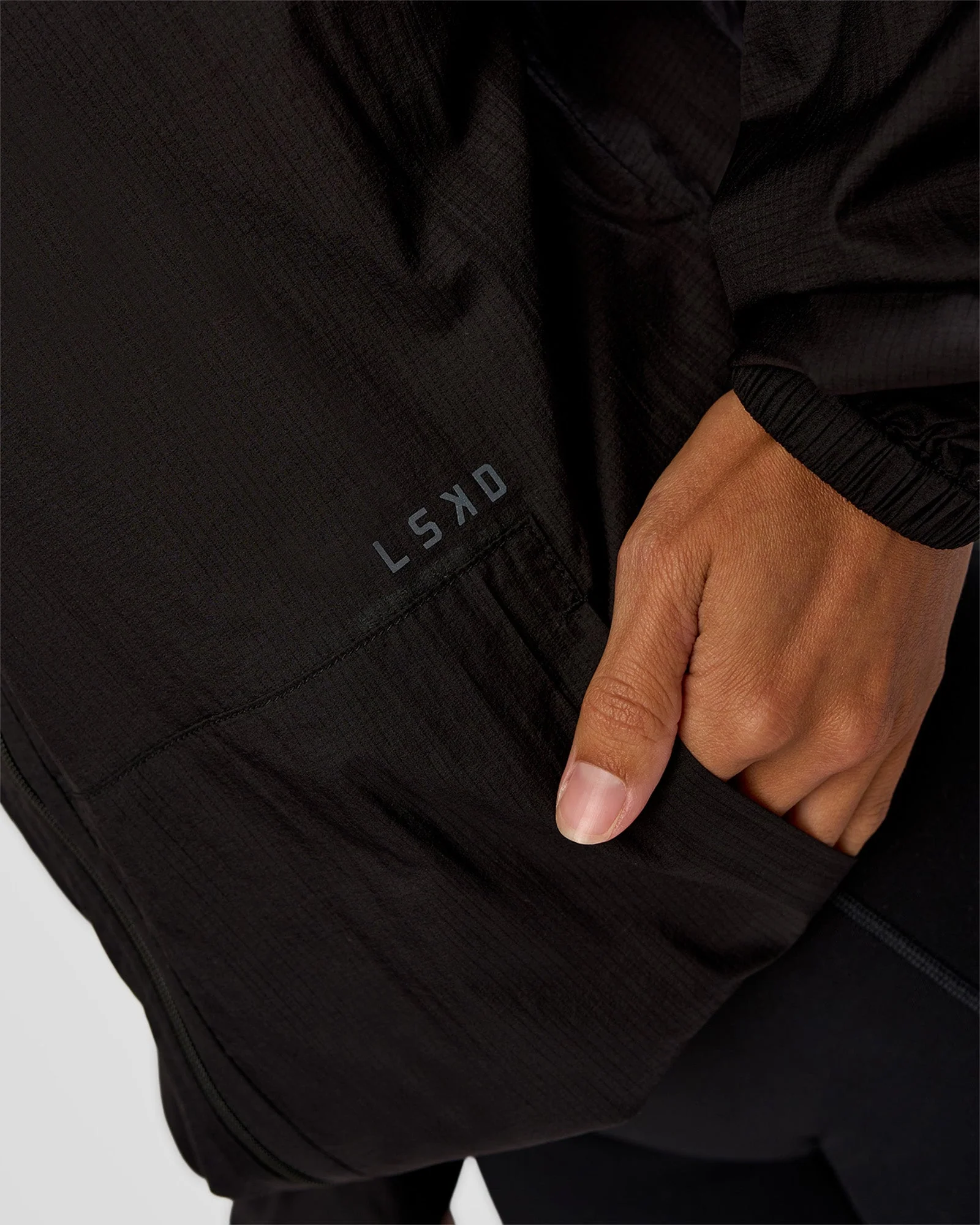 Run Light Jacket - Black - Image 9