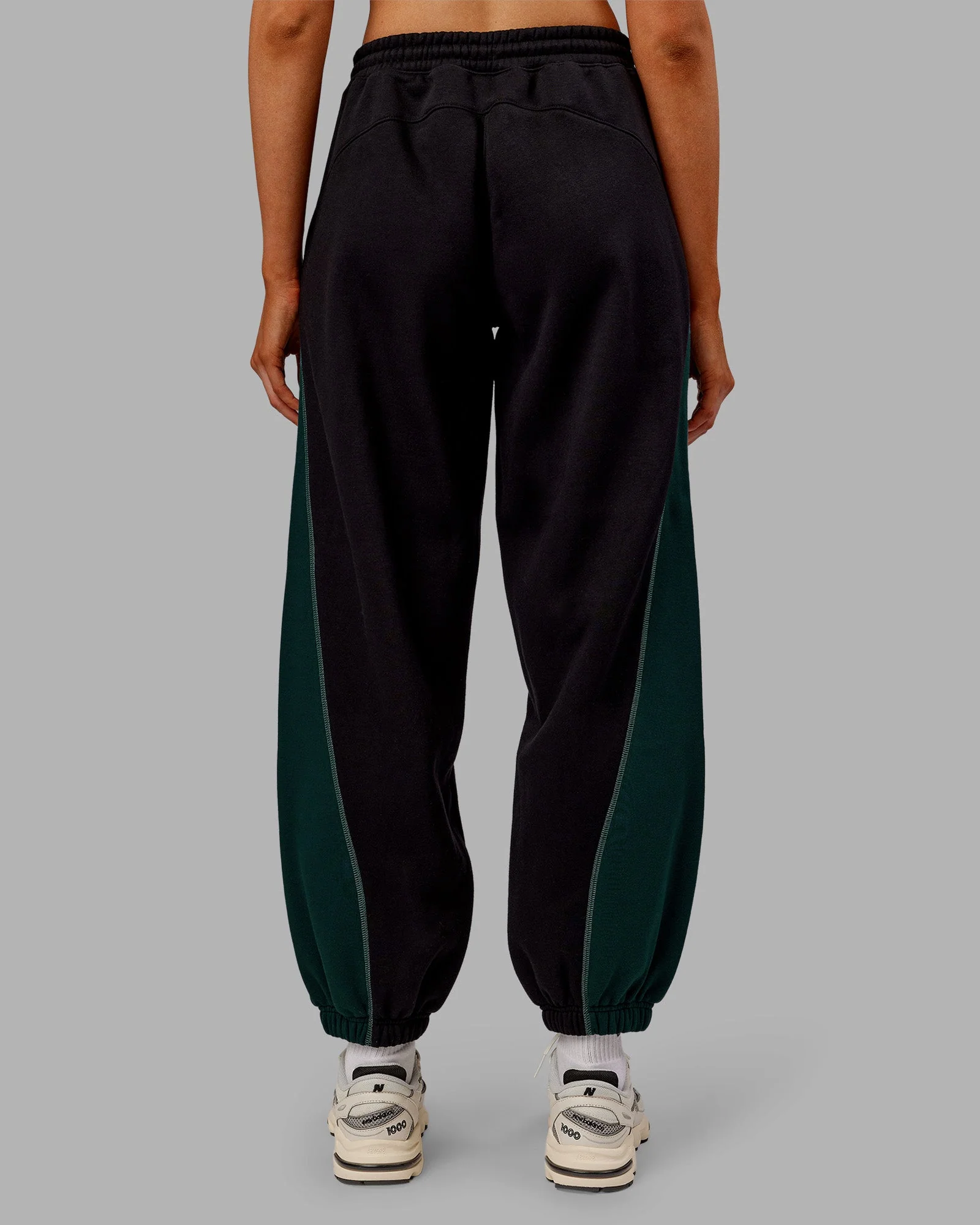 Stitch Up Fleece Sweat Pant - Black/Dark Moss - Image 3