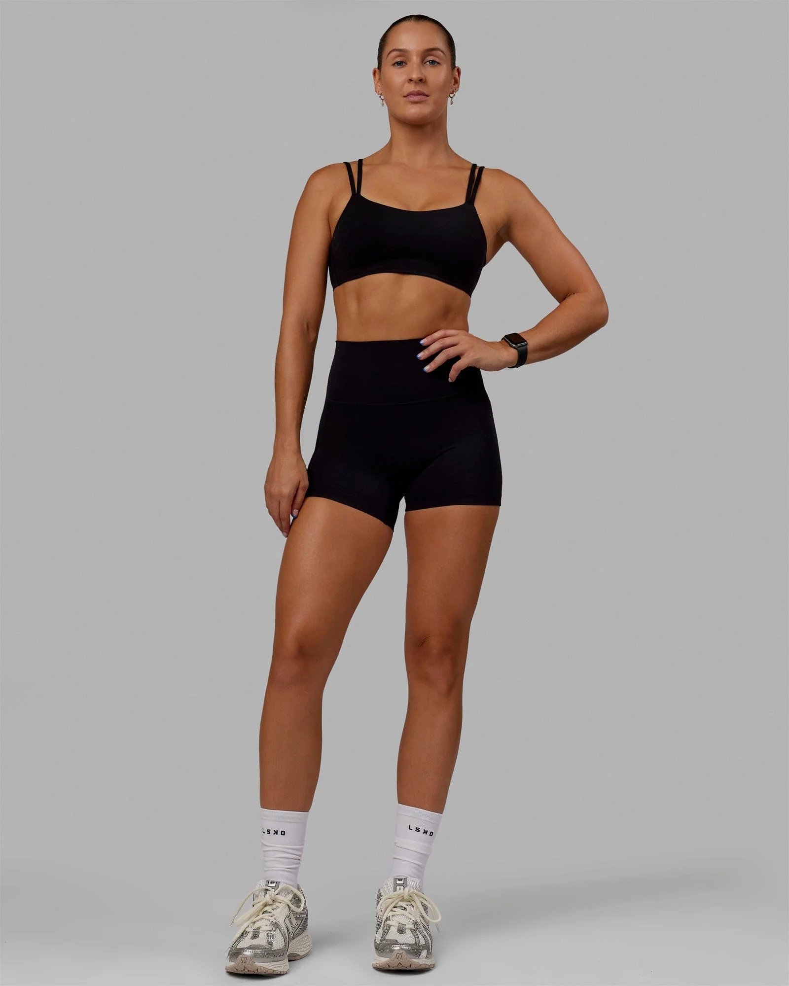 Vantage Sports Bra - Black - Image 5