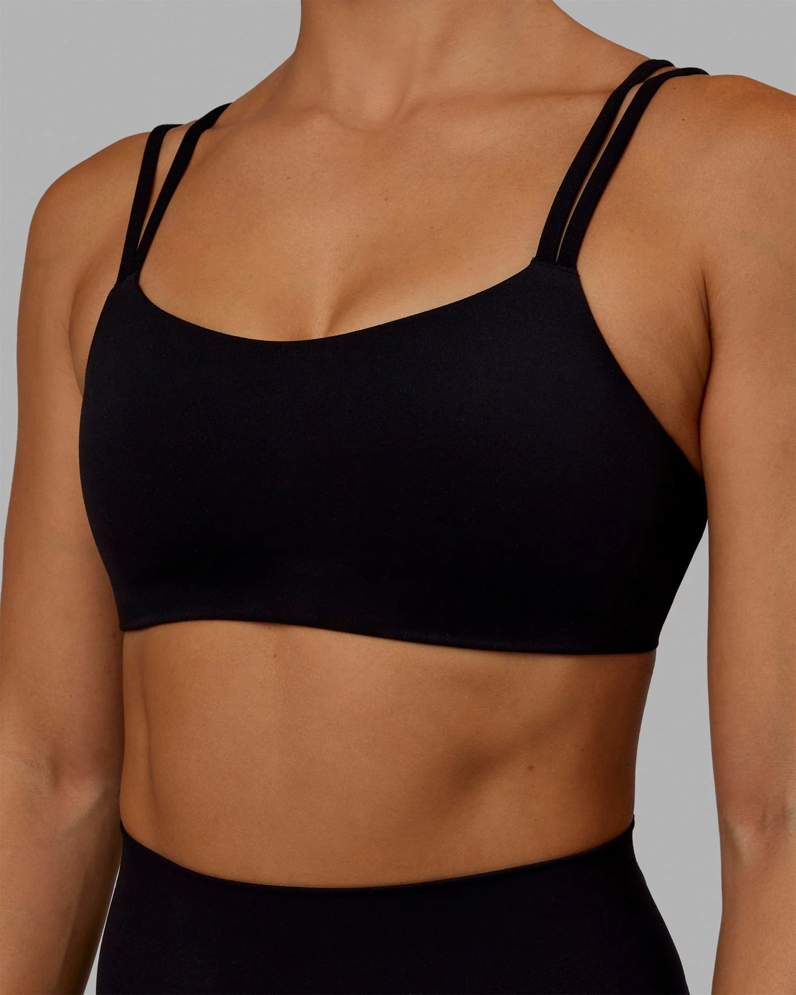 Vantage Sports Bra - Black - Image 6