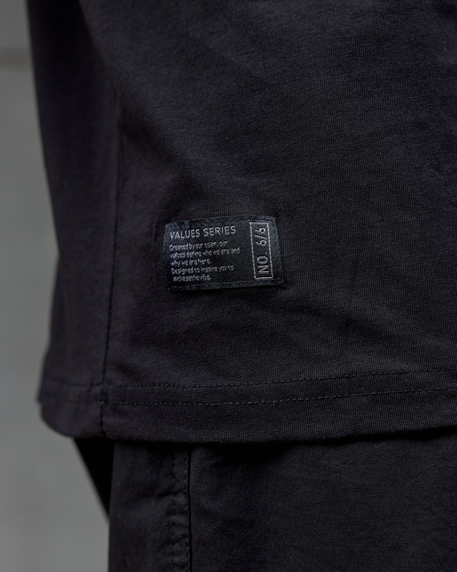 VS6 FLXCotton Tee Oversize - Triple Black - Image 4
