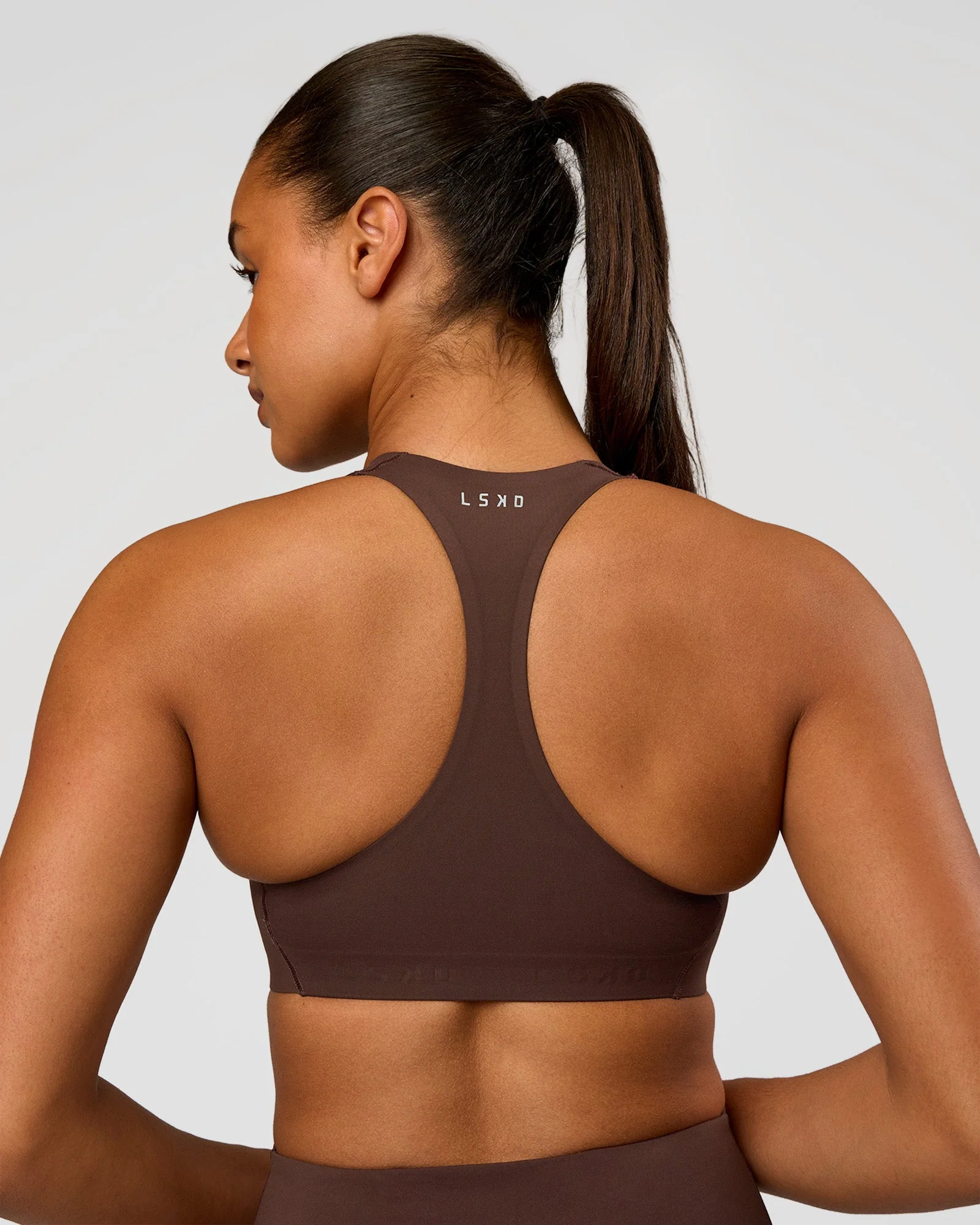 Flow Bonded Scoop Neck Sports Bra - Hot Chocolate