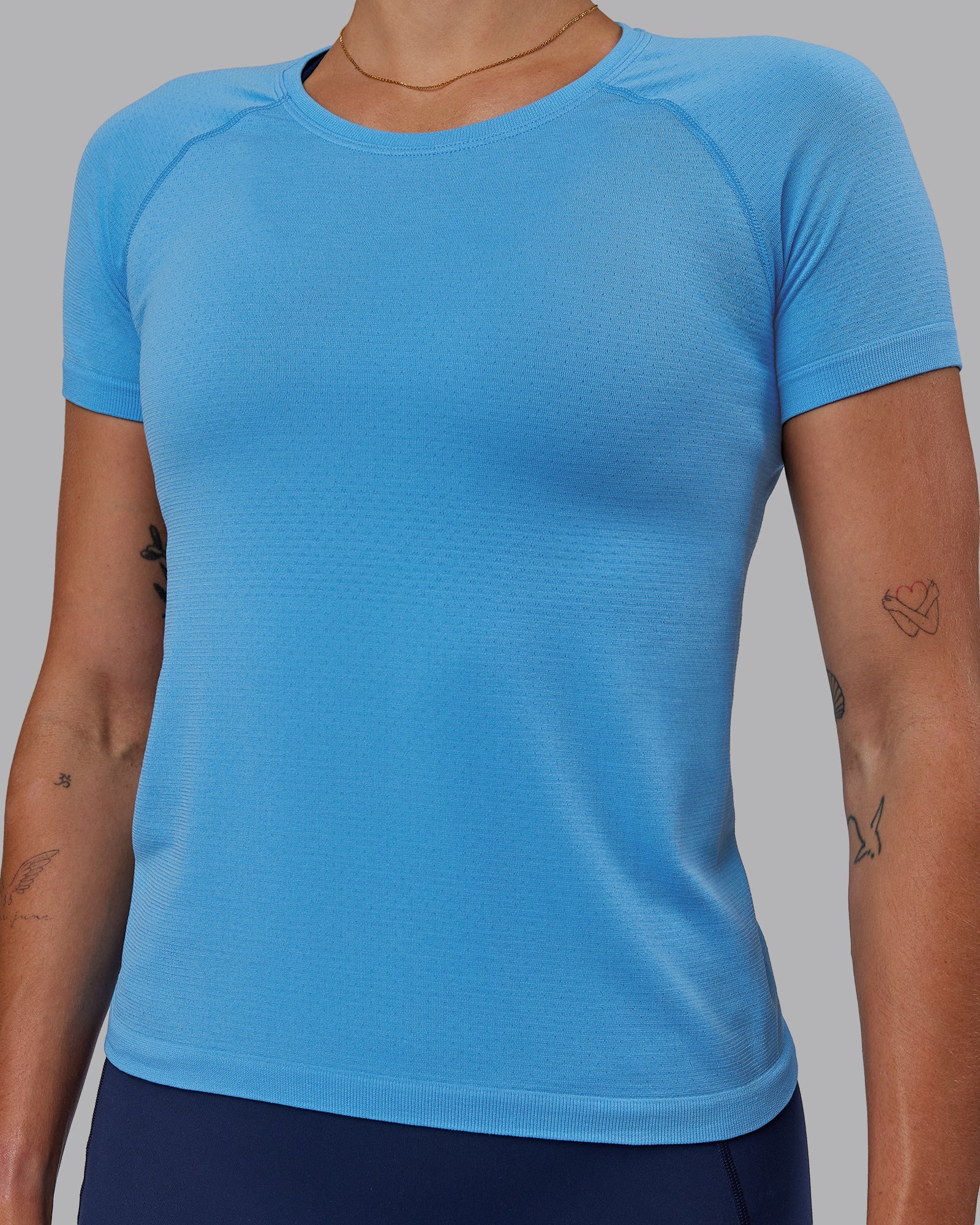 AeroFLX+ Seamless Tee - Azure Blue/Azure Blue - Image 3